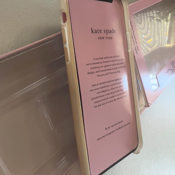 Kate Spade New York Oceanside Stripe, iPhone 11 Pro Max Case Open Box - Picture 6 of 8